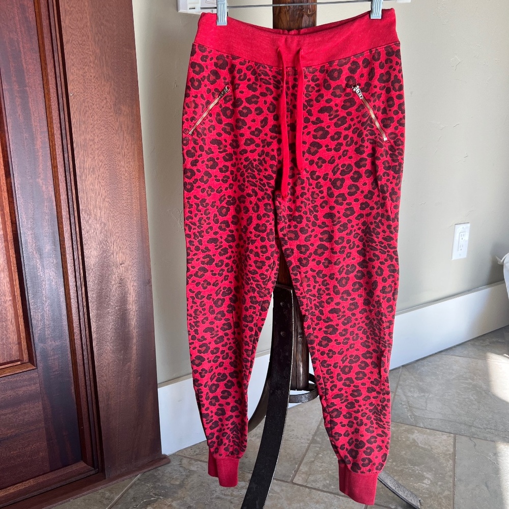 Sundry- Women's US Size 0- Red Cheetah Sweat Pants